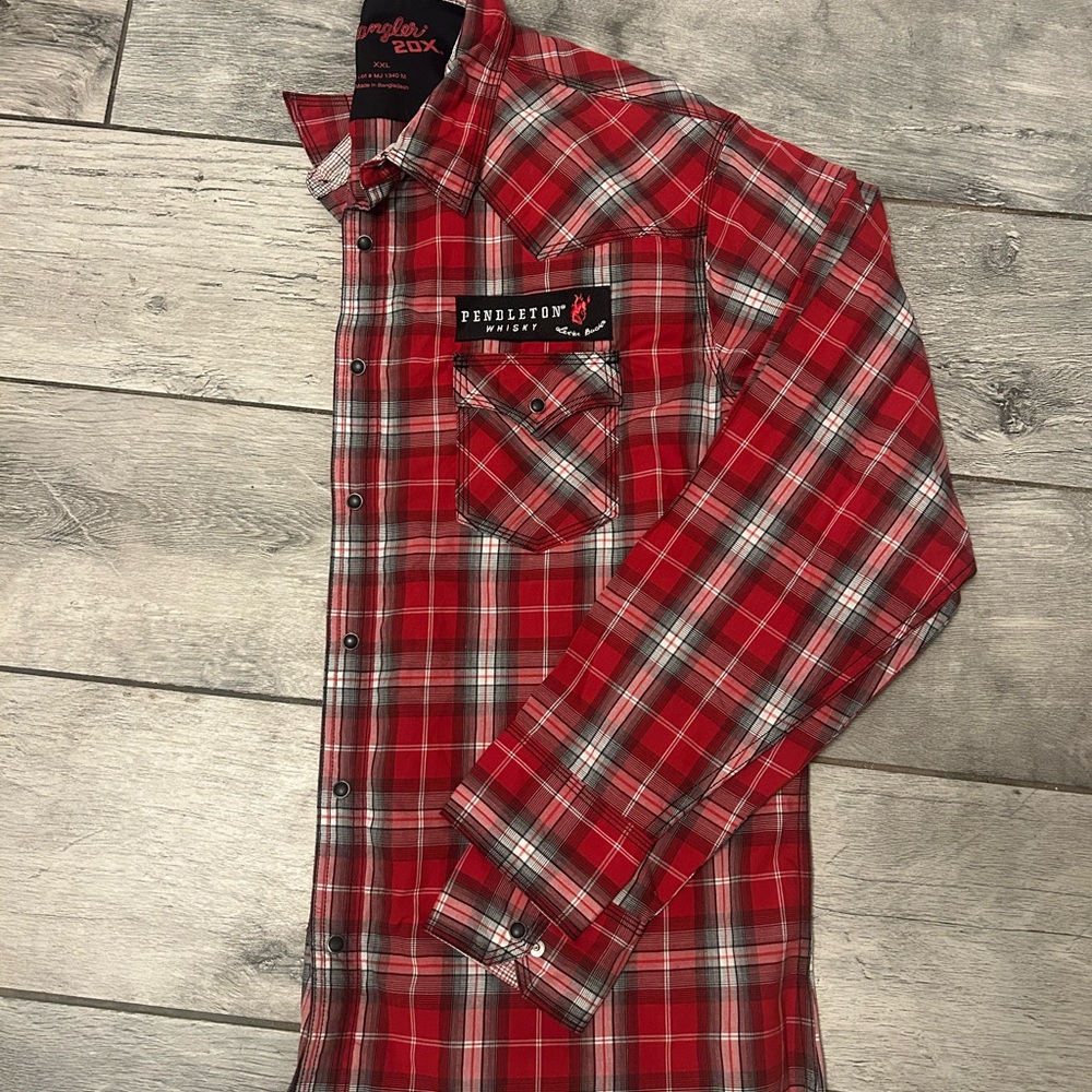 Wrangler Red Plaid Long-Sleeve Button-Down Shirt NEW WITH TAG!